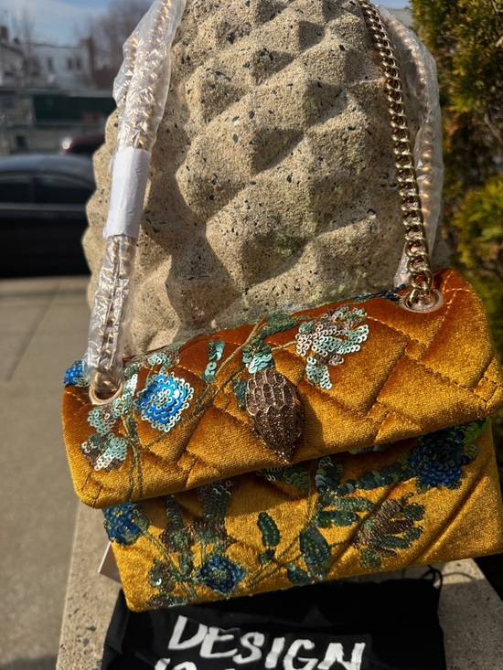 Kurt Geiger Mustard Gold Quilted Velvet Crossbody with Blue Sequin Floral - Picture 3 of 9